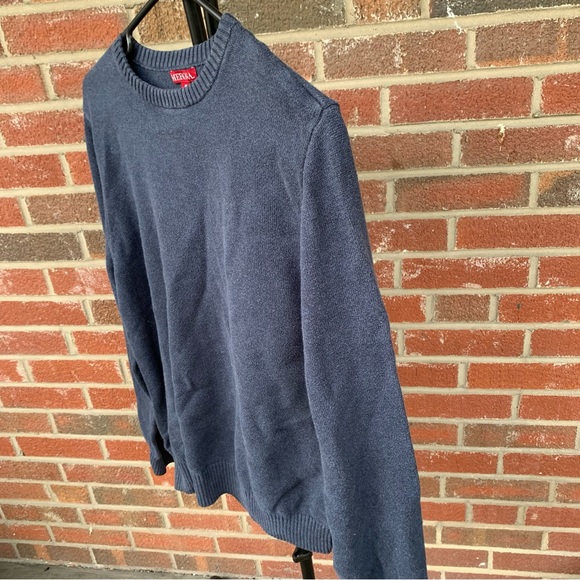 Sweater - Picture 4 of 6